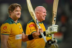 Australian stars smash incredible 17 sixes against Sachin Tendulkar’s India in IML T20 2025 match [Watch]