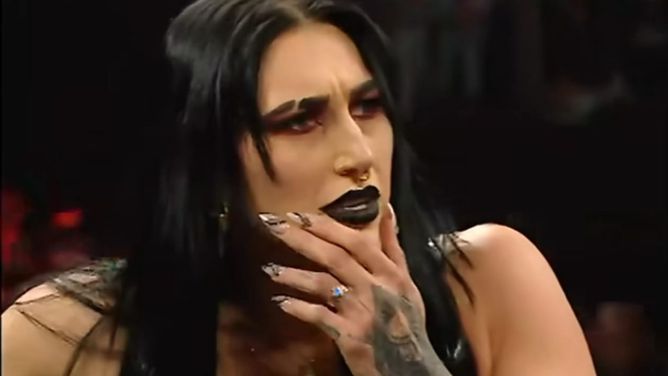 Rhea Ripley accused of playing backstage politics in WWE; major star responds