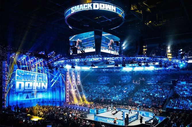 Major WWE Superstar handed new name following SmackDown