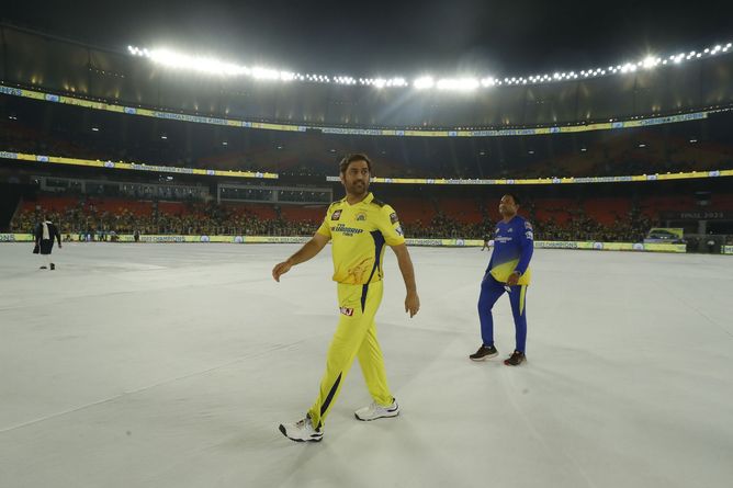 MS Dhoni spotted at Chennai airport for IPL 2025 after returning from Rishabh Pant’s sister’s wedding [Watch]