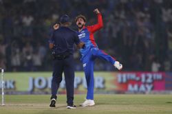 "Single le raha tha, chauka maar gaya" - Rishabh Pant hilariously trolls Kuldeep Yadav after DC vs LSG IPL 2025 match [Watch]