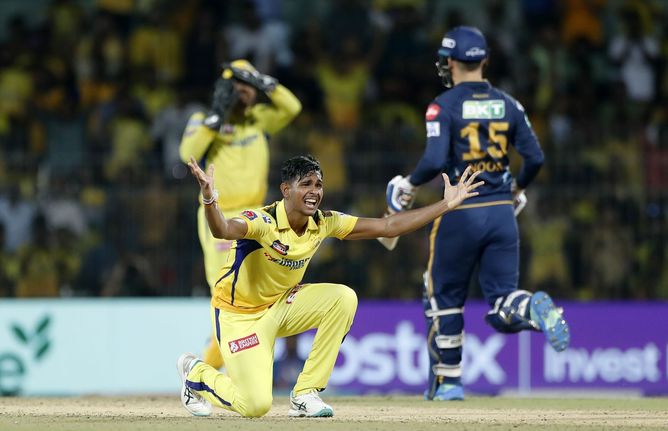 CSK support staff member evades Matheesha Pathirana delivery in nets ahead of IPL 2025 [Watch]
