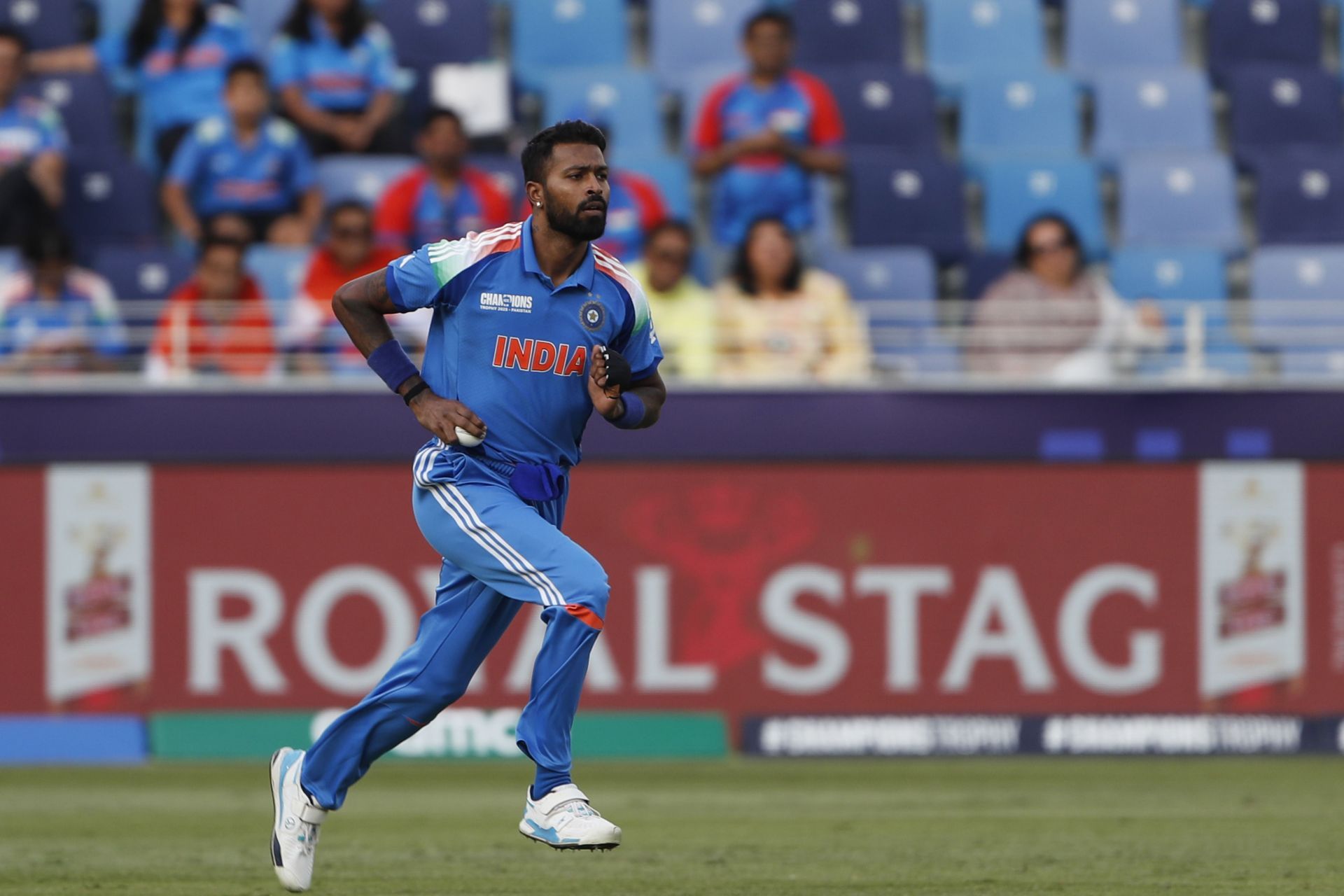 Hardik Pandya used the new ball in India&#039;s 2025 Champions Trophy clash against New Zealand. [P/C: Getty]