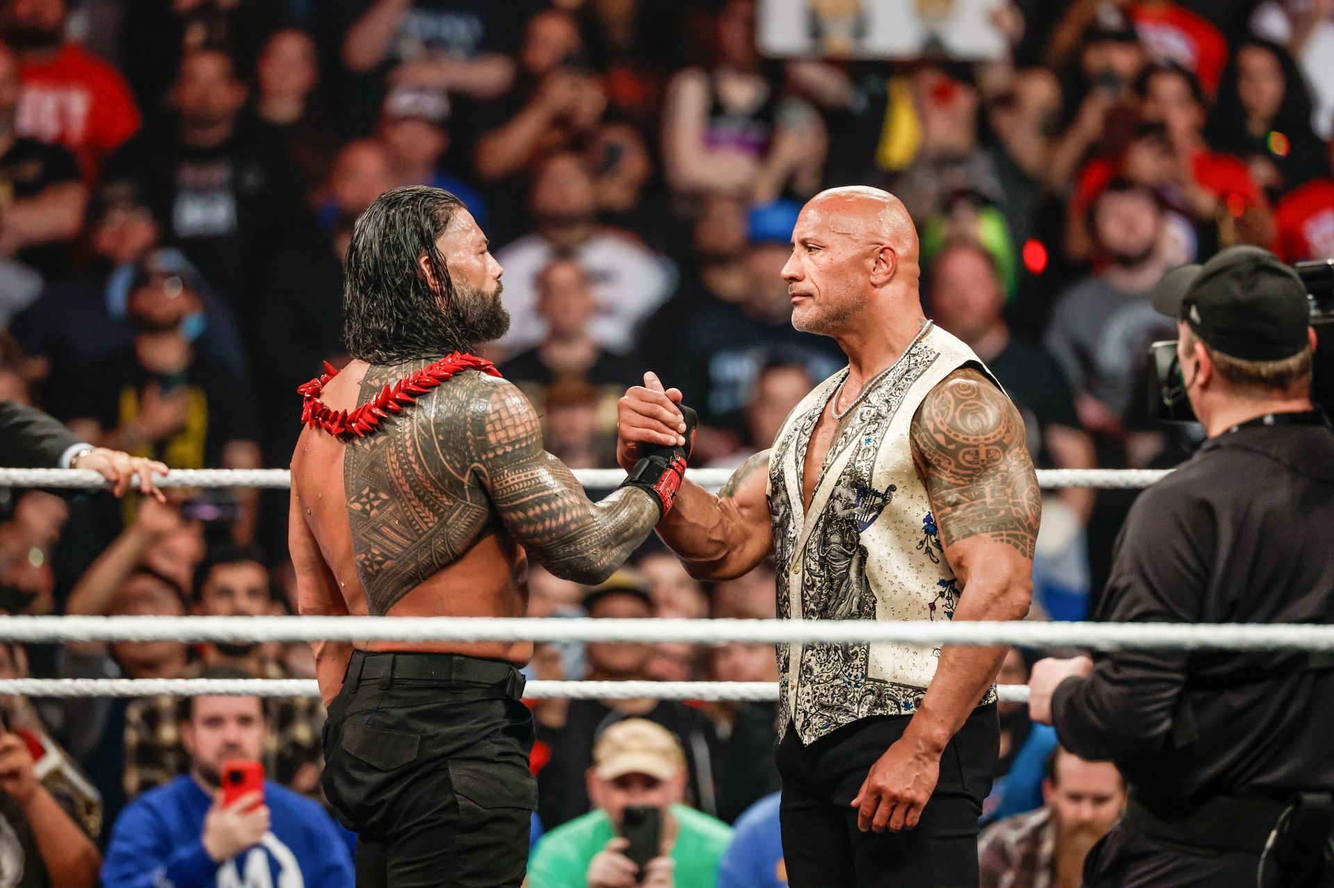 Monday Night RAW - Source: Getty