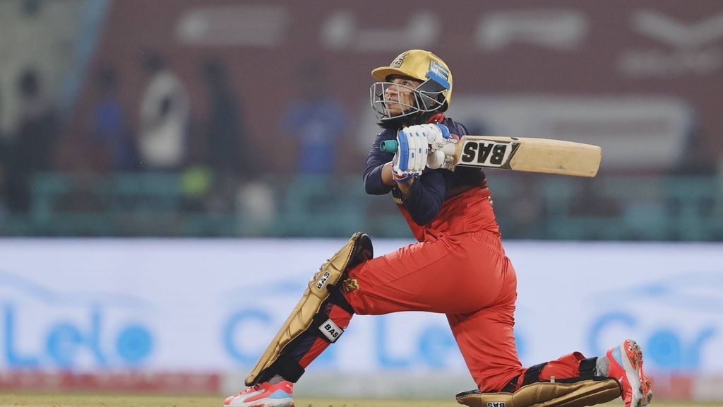 Sneh Rana in action during WPL 2025 match on Saturday. (Image: wplt20.com)