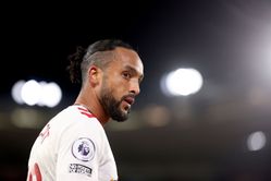 "I know it’s really out of the box" - Theo Walcott wants Arsenal to sign former Chelsea star in the summer