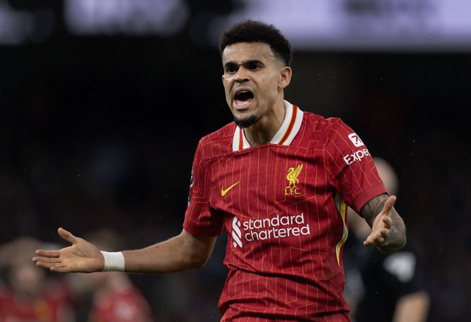 Luis Diaz drops hint regarding Liverpool future amid Barcelona transfer links
