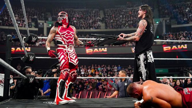 5 WWE stars who can join The Judgment Day after Penta rejected them