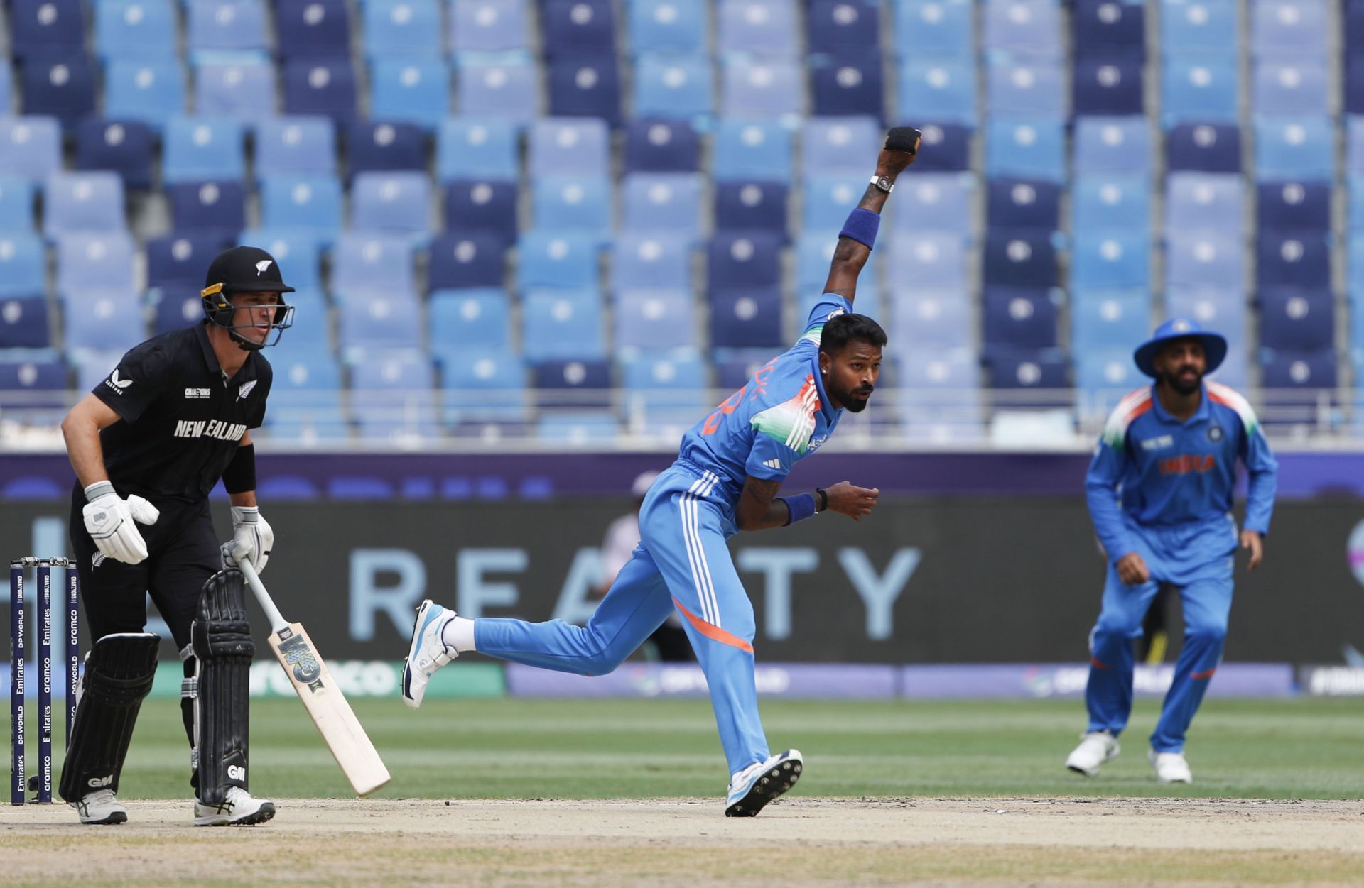 Hardik Pandya bowling. (Credits: Getty)