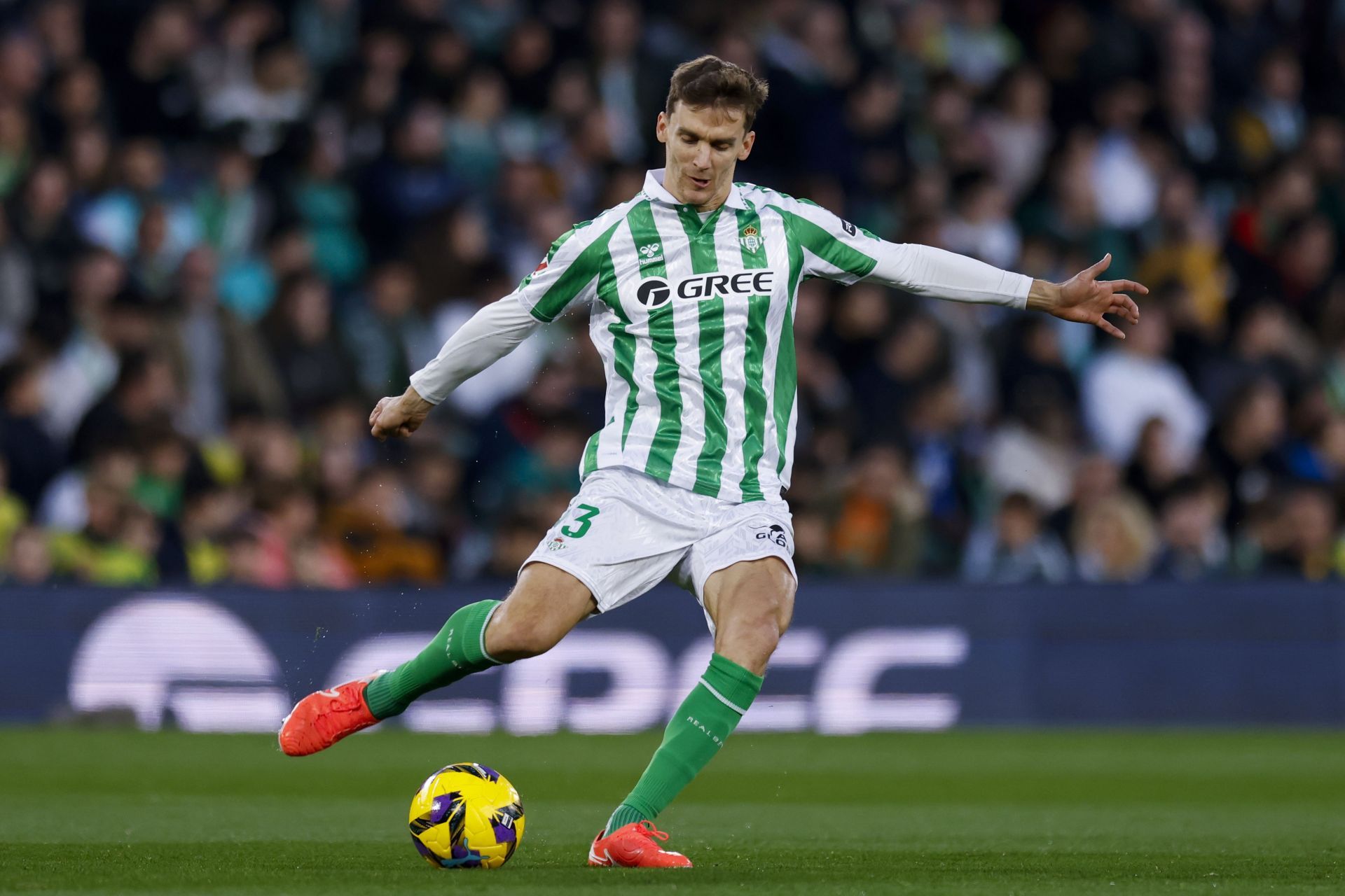 Real Betis v Deportivo Alaves - La Liga EA Sports - Source: Getty