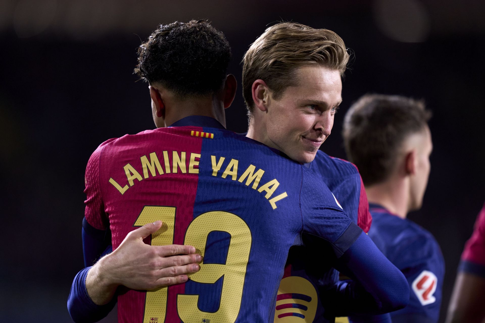 L to R: Lamine Yamal and Frenkie de Jong - Source: Getty