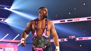 Top WWE star targeting the IC Title instead of world championships makes no sense, says veteran (Exclusive)