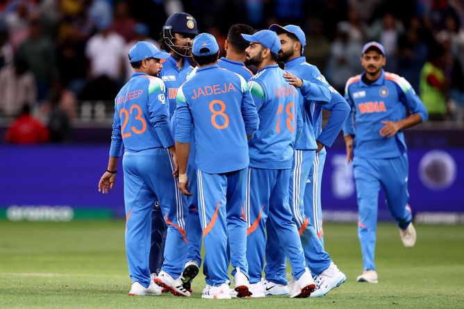 Kuldeep Yadav draws curtains on New Zealand’s innings by bagging the final wicket in IND vs NZ 2025 Champions Trophy match [Watch]