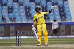 Steve Smith survives despite getting bowled by Axar Patel in IND vs AUS 2025 Champions Trophy semifinal [Watch]