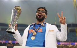 Video of Rishabh Pant playing with Ravindra Jadeja's daughter after 2025 Champions Trophy final goes viral [Watch]