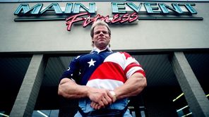 WWE veteran says Lex Luger mocked his faith (Exclusive)