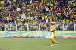 Shimron Hetmyer pulls off a brilliant catch under pressure to dismiss MS Dhoni in RR vs CSK IPL 2025 match [Watch]