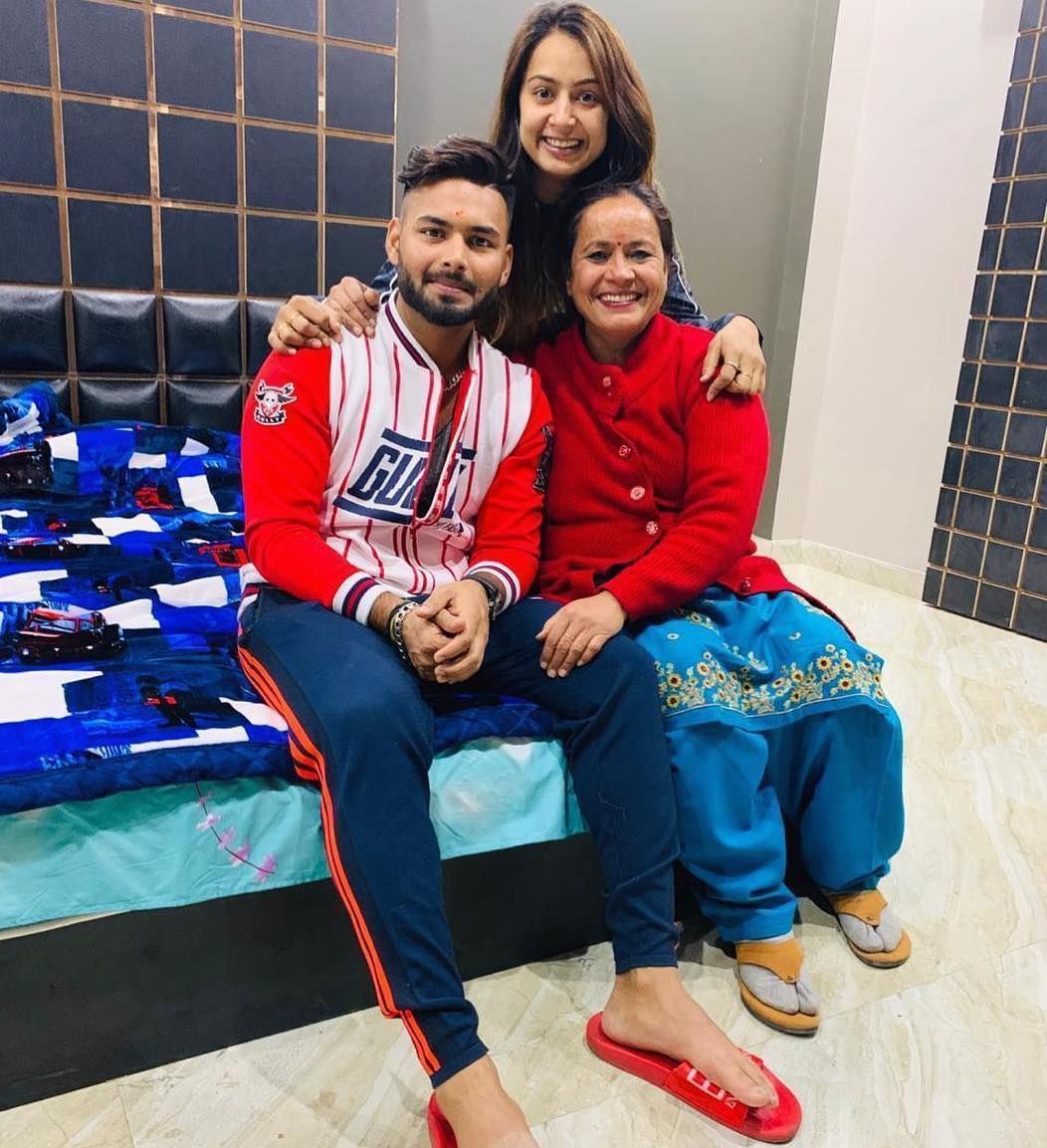 Rishabh Pant&rsquo;s Mother Image 