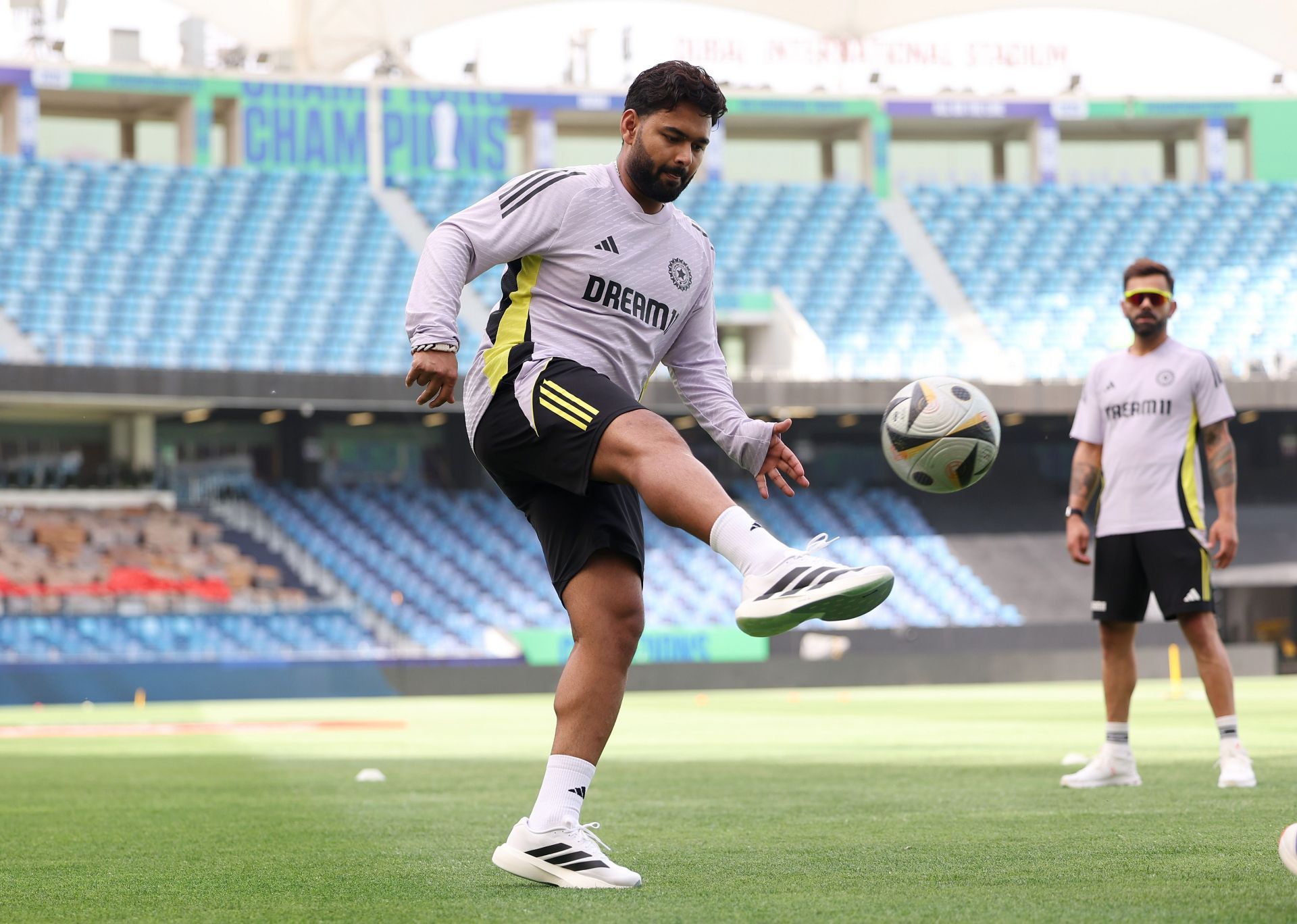 Rishabh Pant playing football. (Image Source: Getty)