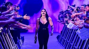 Top WWE champion mocks Rhea Ripley after she signs WrestleMania 41 contract; says she wants to be desperately involved