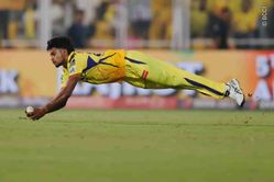 Matheesha Pathirana takes a fantastic diving catch to dismiss Dhruv Jurel in RR vs CSK IPL 2025 match [Watch]