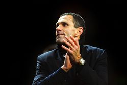 "He’s embraced the demands" - Guy Poyet urges Arsenal to sign PL star wanted by Liverpool and Manchester United