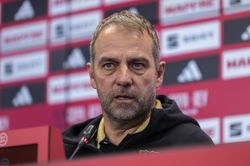 “Again he is injured” - Barcelona suffer blow as Hansi Flick confirms injury to defender