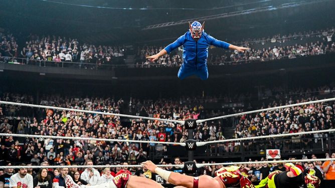3 WWE Superstars who could be the masked luchador on RAW