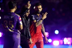 Virat Kohli laughs as Rinku Singh dances on Lutt Putt Gaya with Shah Rukh Khan at IPL 2025 opening ceremony [Watch]