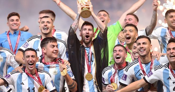 "Hand in hand with Messi, we’re going to win it all" - Argentina stars break into song after 4-1 win over Brazil and 2026 WC qualification