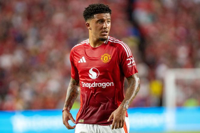 Manchester United loanee Jadon Sancho wanted by 4 clubs as Chelsea plan to opt against signing him permanently: Reports