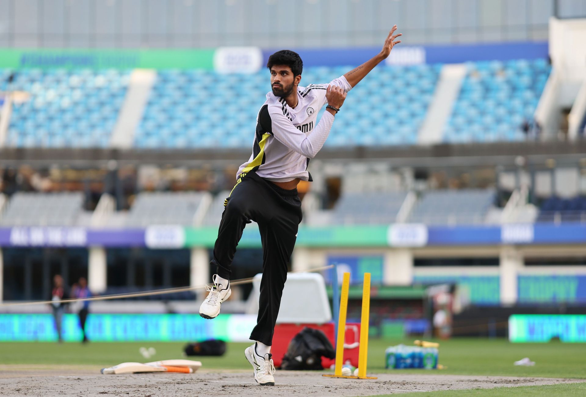 Washington Sundar is among the five spinners in India&#039;s 2025 Champions Trophy squad. [P/C: Getty]