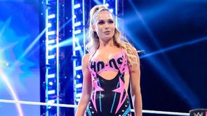 Maxxine Dupri tells 42-year-old WWE RAW star to call her back