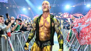 Female WWE Superstar sends a three-word message to Randy Orton; responds to his warning to Kevin Owens
