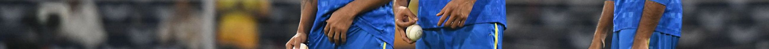 "He is like let me get through these four overs" - Former India cricketer slams R Ashwin for playing it safe in CSK's glaring loss to MI in IPL 2025
