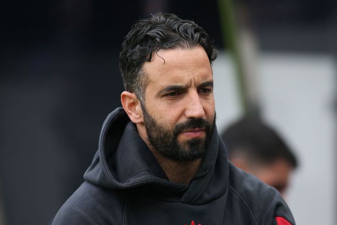 Manchester United join race to sign Brazilian forward - Reports