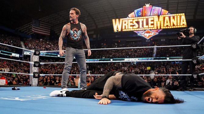 "Who cares?" - WWE veteran goes off on epic rant after CM Punk reveals his favor on SmackDown (Exclusive)