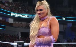 40-year-old star returns to SmackDown after nearly two months and takes out Tiffany Stratton