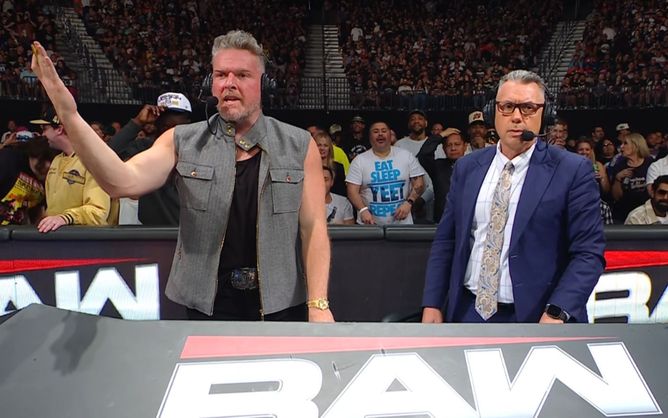 BREAKING: 10-time Champion turns heel for the first time in 3 years on the RAW after WrestleMania 41