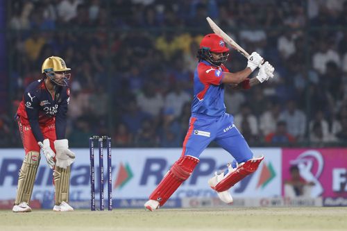 KL Rahul (41 off 39) top-scored for DC in their IPL 2025 clasg against RCB. [P/C: Getty]