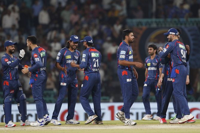 "Seen senior Indian players do way worse" - Simon Doull backs Lucknow bowler's notebook celebration after KKR vs LSG IPL 2025 match