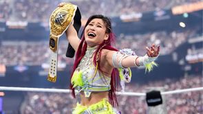 WWE veteran super unhappy with IYO SKY retaining her title at WrestleMania 41: "One with the least amount of personality" (Exclusive)