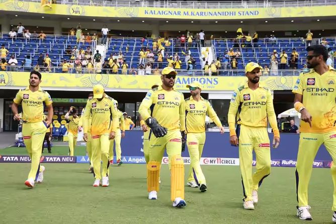"Call Prithvi Shaw if Ruturaj isn't returning" - Aakash Chopra on CSK ahead of IPL 2025 clash vs LSG