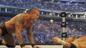 4 matches that didn't deserve to main event WrestleMania