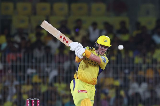 "Call the ambulance, but not for me" - Fans hail Sam Curran for his stunning 88-run knock in CSK vs PBKS IPL 2025 match