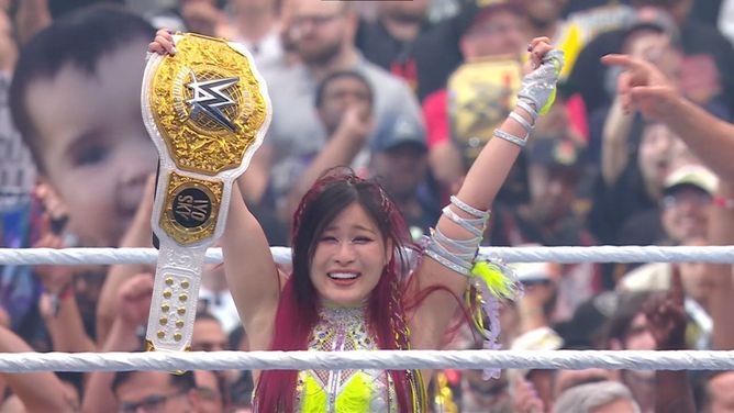 IYO SKY extends her 4-year record after huge victory at WWE WrestleMania 41