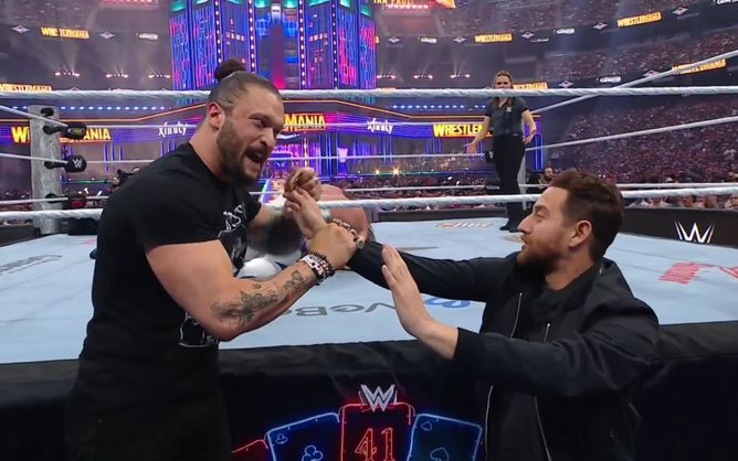 Karrion Kross interferes in huge WrestleMania 41 match to help legendary WWE Superstar