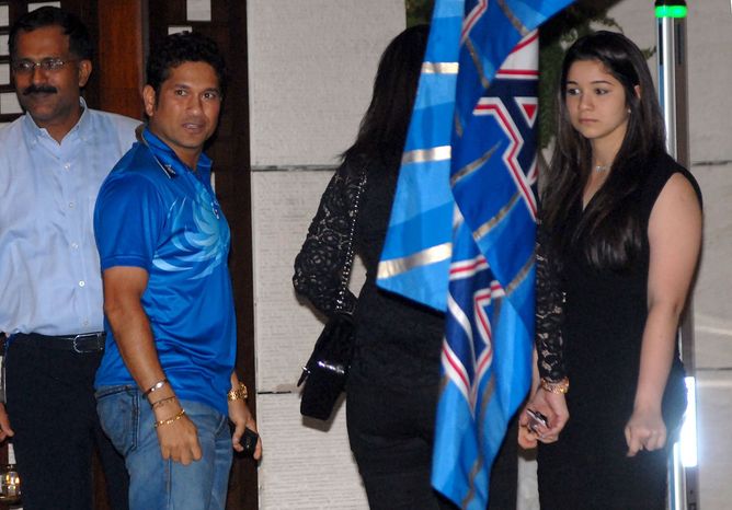 Sara Tendulkar wishes Sachin on 52nd birthday with heartfelt note and childhood images [In Pictures]