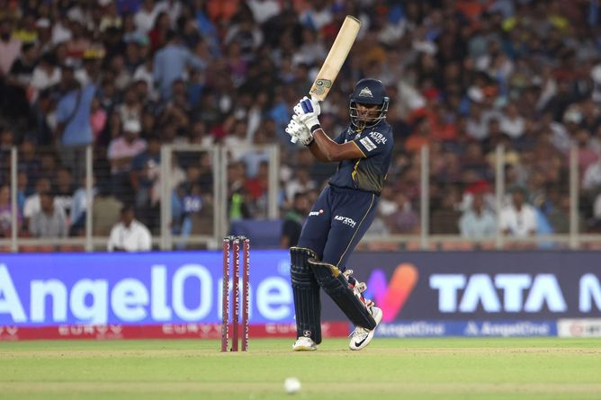 Sai Sudharsan falls for 48 as Heinrich Klaasen takes a well-judged catch in GT vs SRH IPL 2025 match