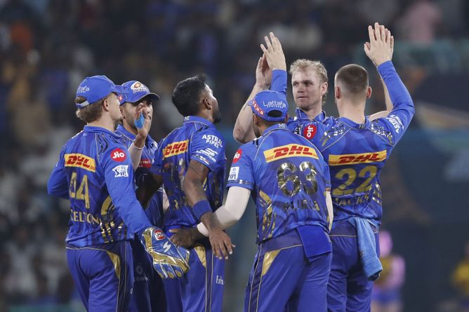 Who said what - top 5 expert reactions on MI's sixth consecutive win in IPL 2025 ft. Irfan Pathan